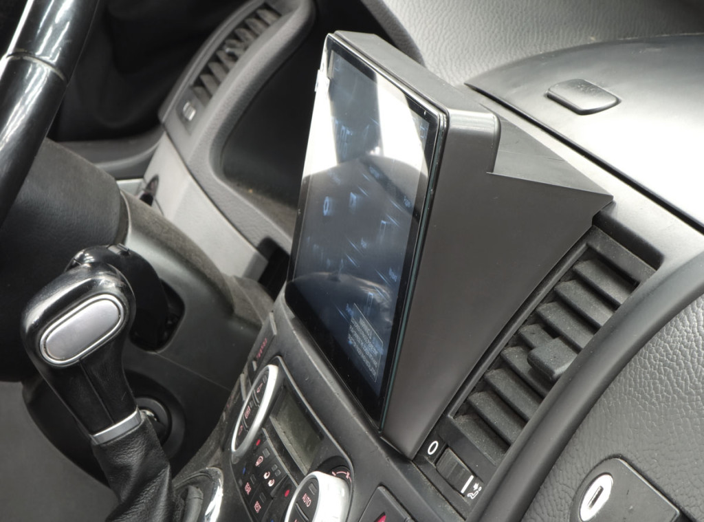 Рамка для UMS  VW Multivan 2008-2015, 9"