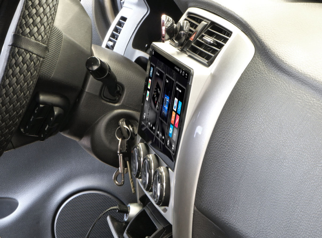 Рамка для UMS  SUZUKI Liana/Aerio 2001-2007, 9"