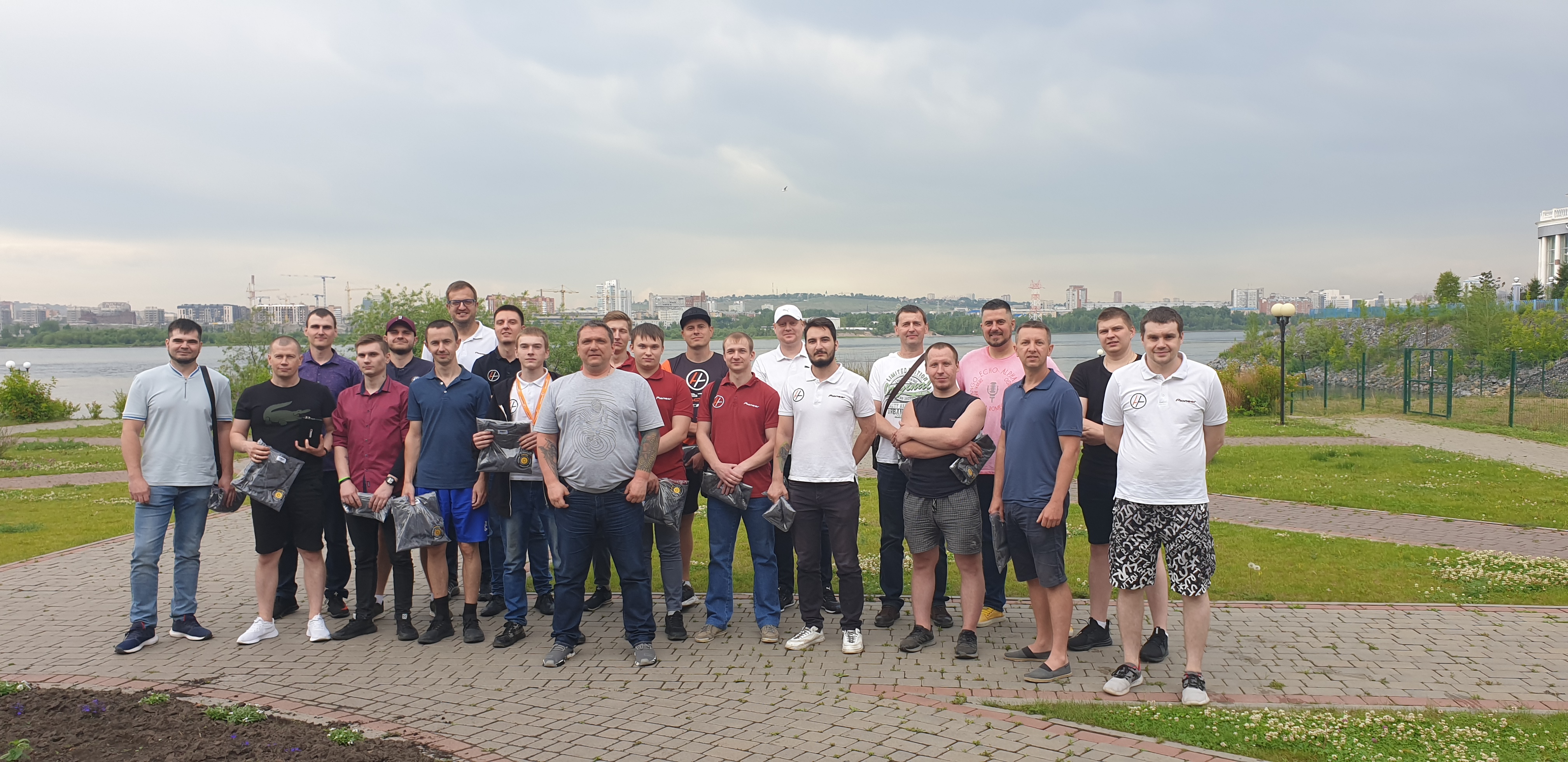 Красноярск – 21 июня, конференц-зал отеля «Сафари-Клуб»