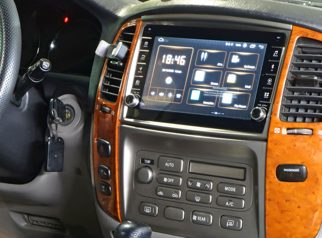 Рамка для UMS  TOYOTA Land Cruiser 100 2003-2007, LEXUS LX470