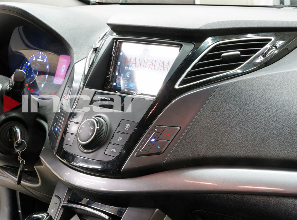 Рамка  HYUNDAI i40 (VF) 06/2011+  2din